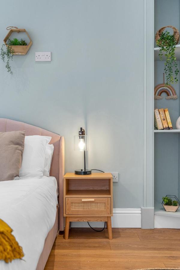 Cheerful Stays - Jamson Pl 3 Bed Apartment Edimburgo Esterno foto