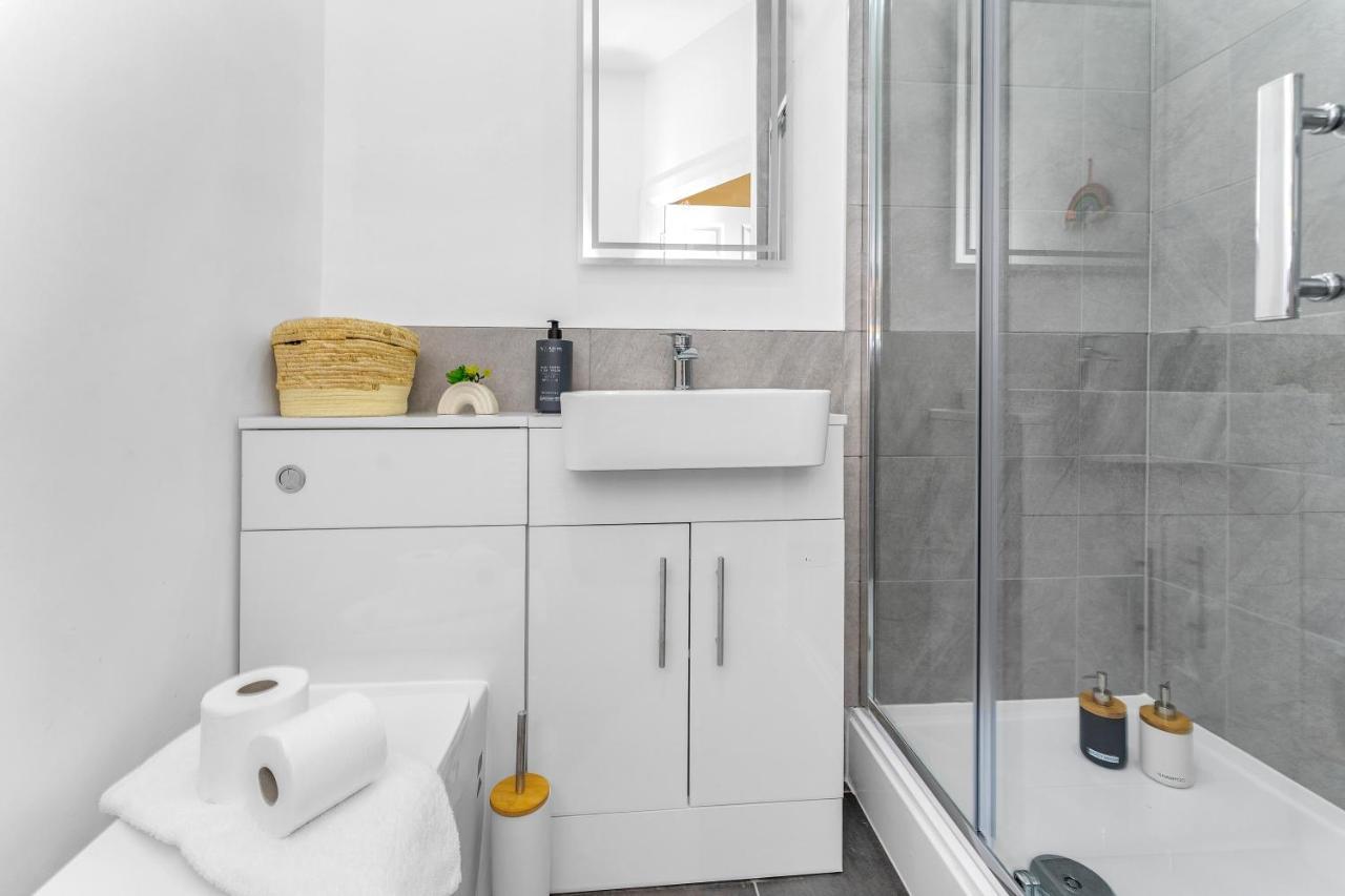 Cheerful Stays - Jamson Pl 3 Bed Apartment Edimburgo Esterno foto